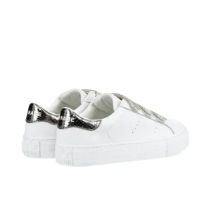 No name baskets arcade straps or